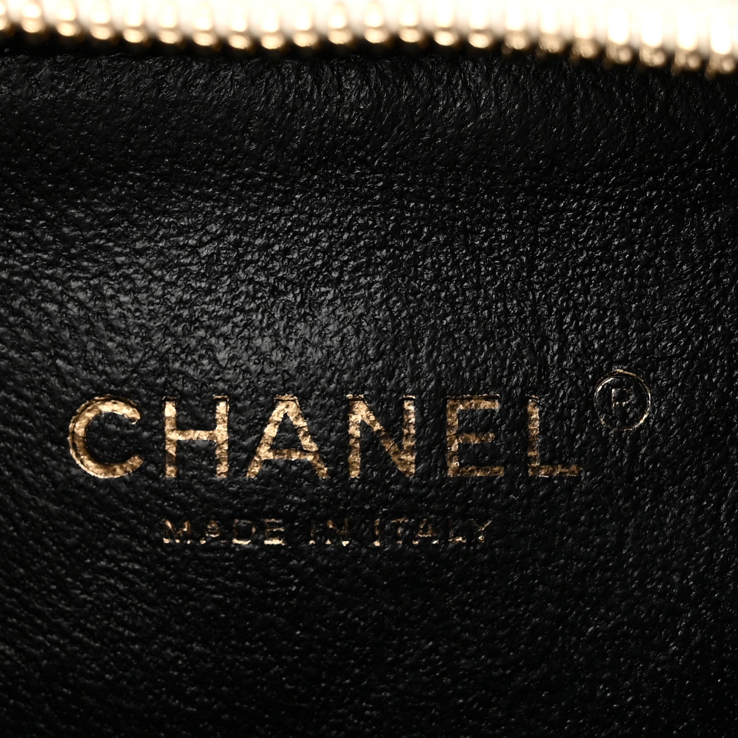 Chanel Caviar Quilted Small CC Filigree Vanity Case White Black 6 of 10