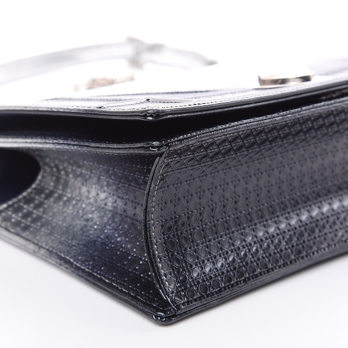 Metallic Patent Micro-Cannage Gradient Medium Diorama Flap Bag Silver Blue