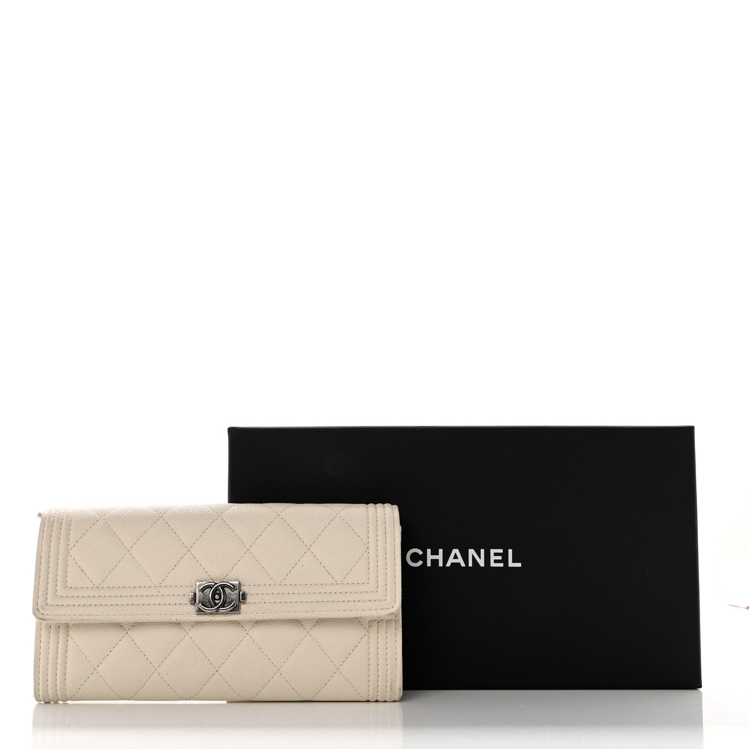 Chanel Caviar Quilted Large Boy Gusset Flap Wallet White 15 of 15