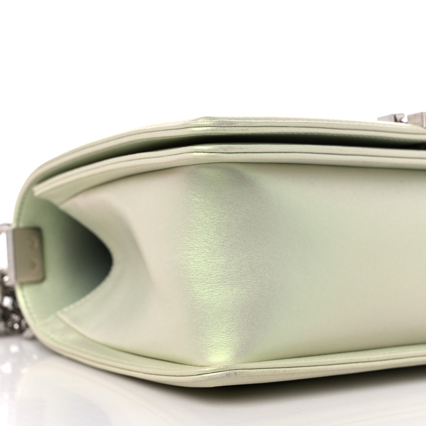 Iridescent Lambskin Chevron Quilted Medium Boy Flap Green