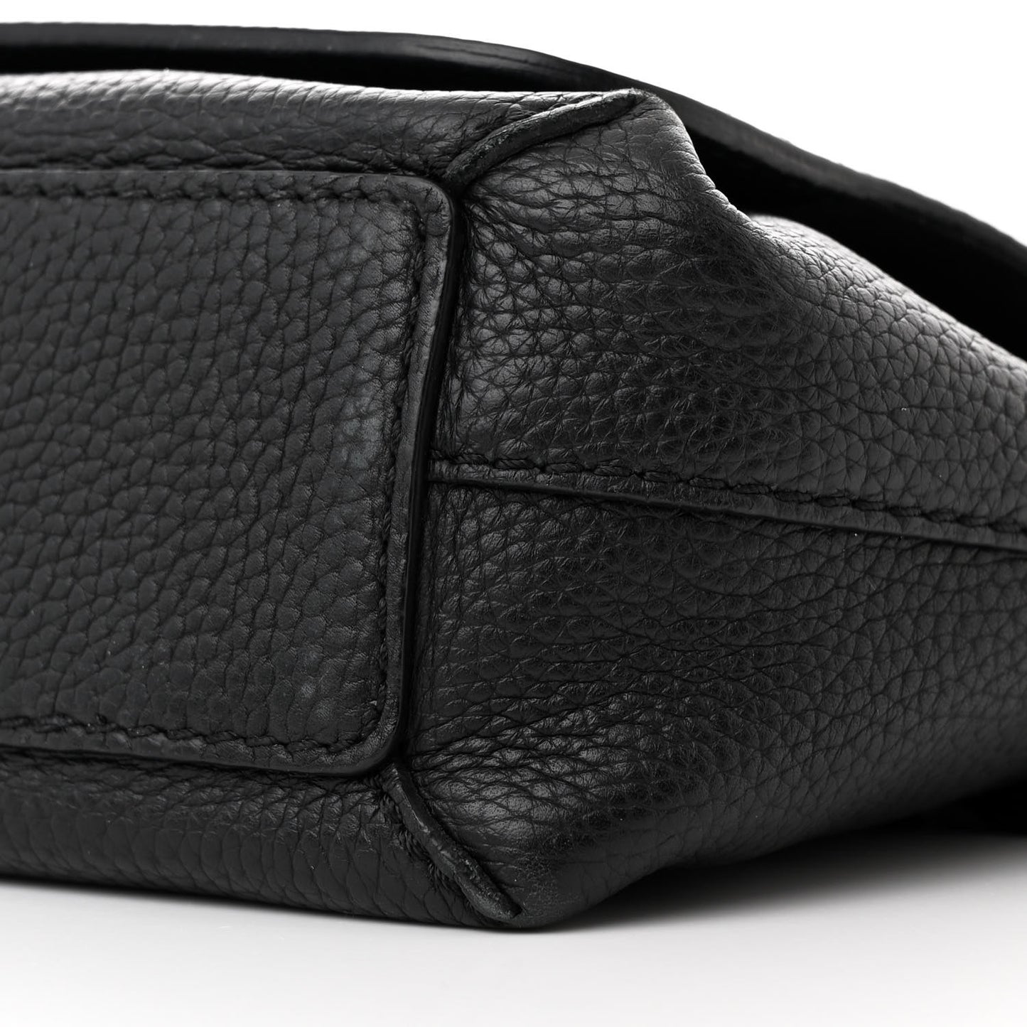 Signature Grain Medium Burleigh Crossbody Bag Black