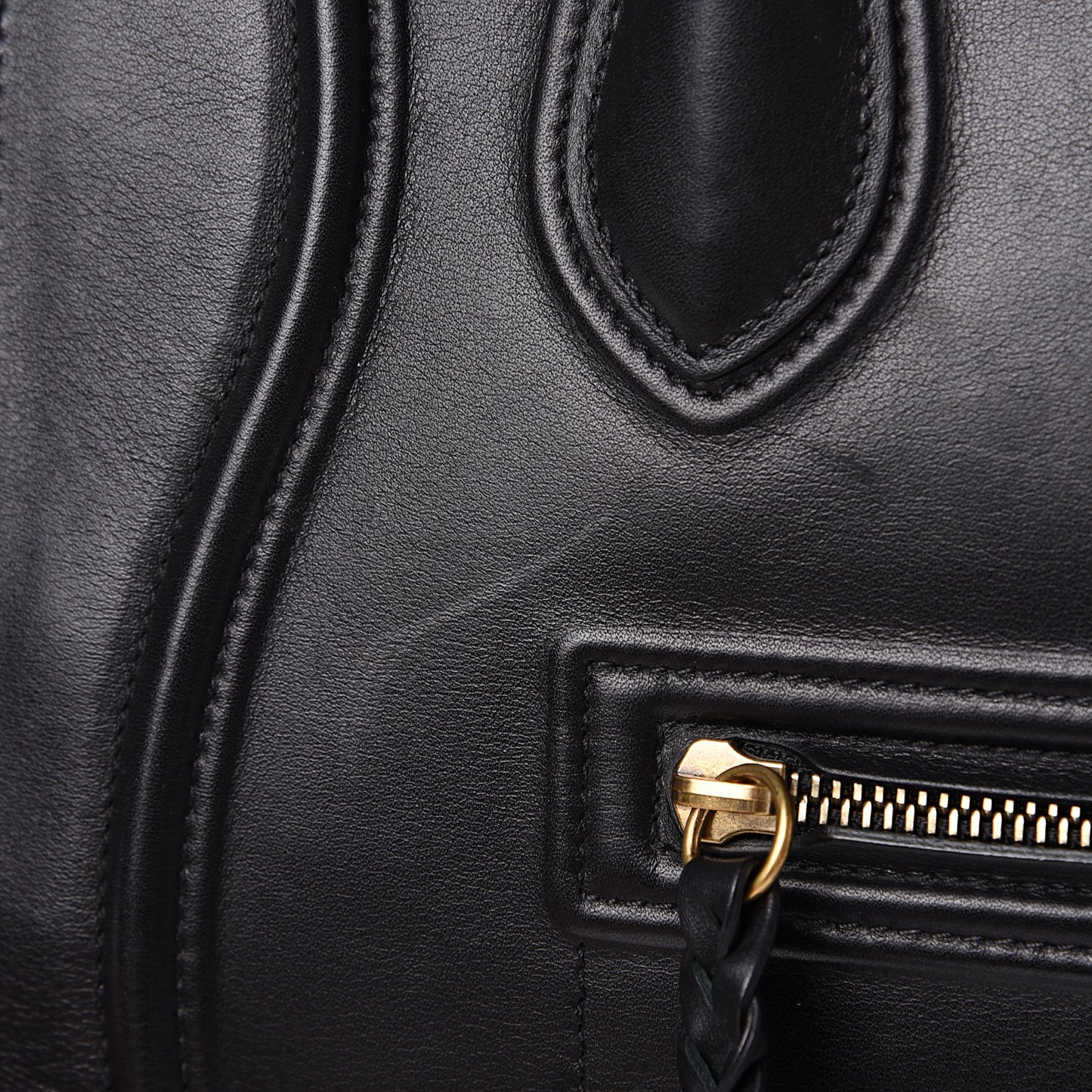 Natural Calfskin Medium Phantom Luggage Black