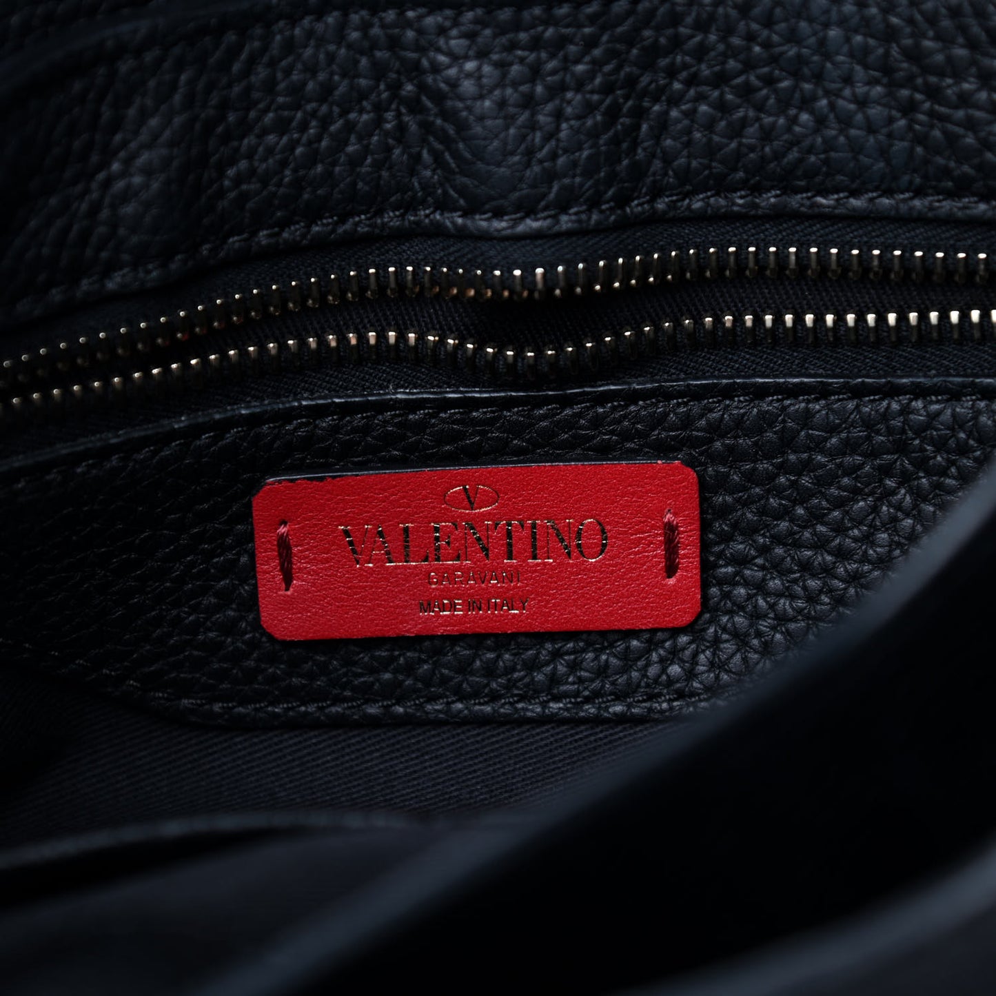 Grained Lagun Calfskin Rockstud Twiny Top Handle Bag Black