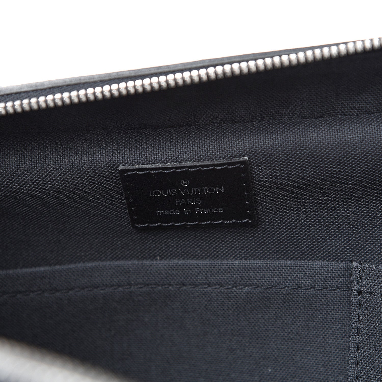 Louis Vuitton Taiga Sayan Slate 5 of 10