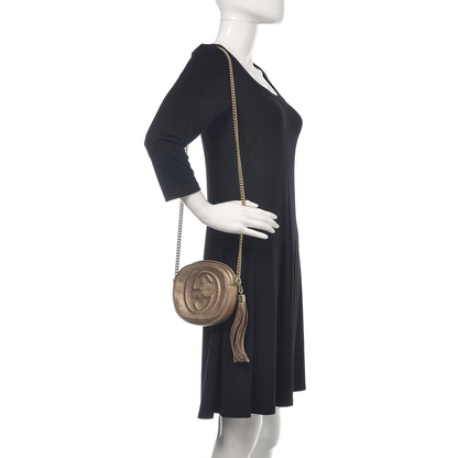 Gucci Metallic Pebbled Calfskin Mini Soho Chain Bag Golden Beige 2 of 8