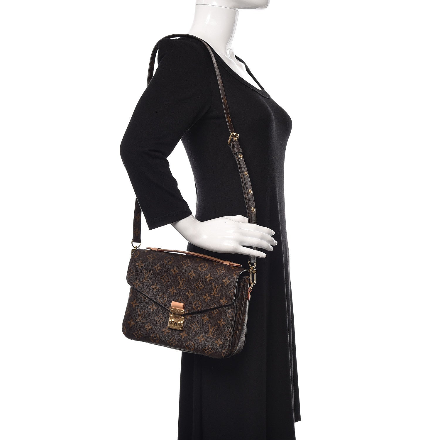 Louis Vuitton Monogram Pochette Metis 2 of 10