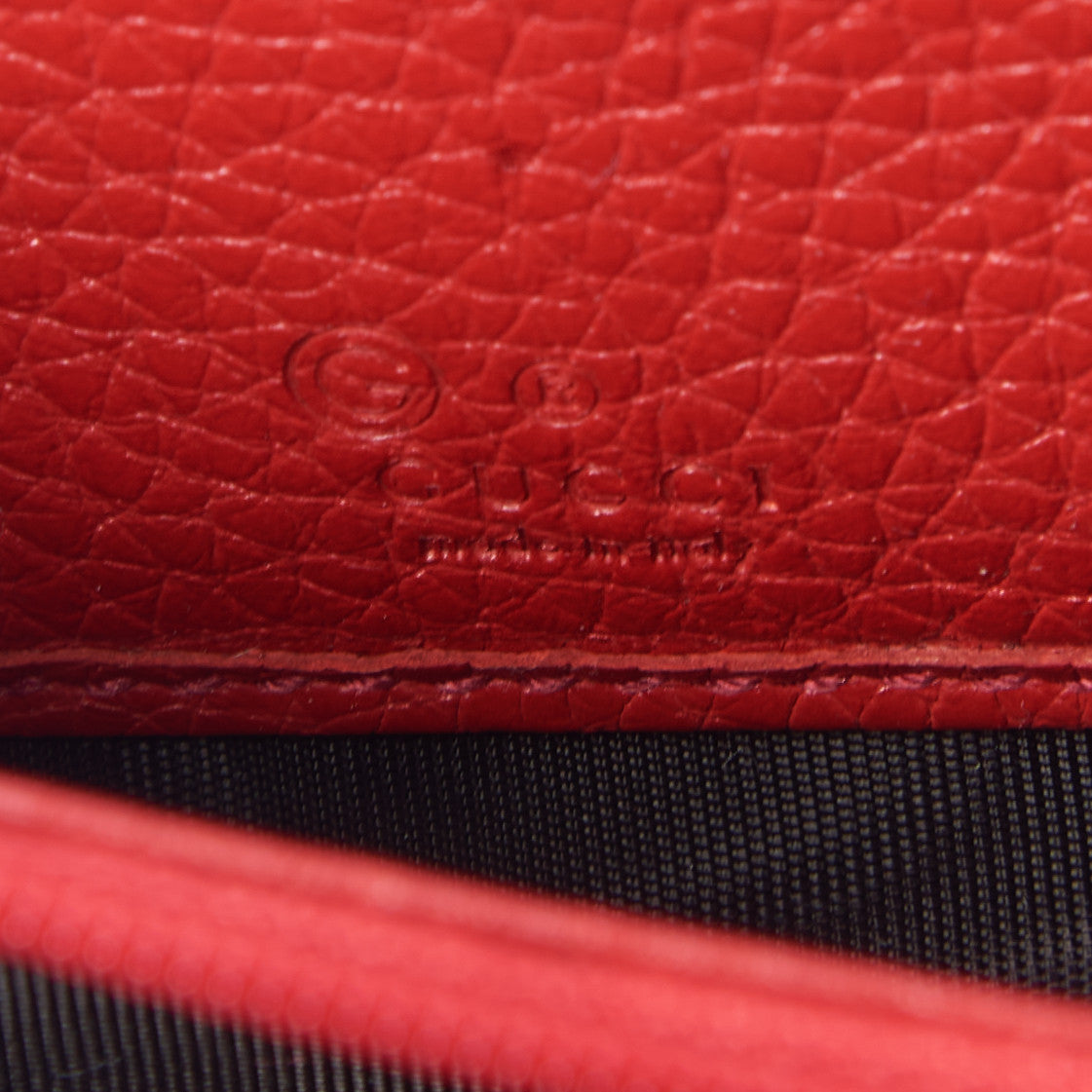 Pebbled Calfskin Small Soho Zip Around Wallet Red