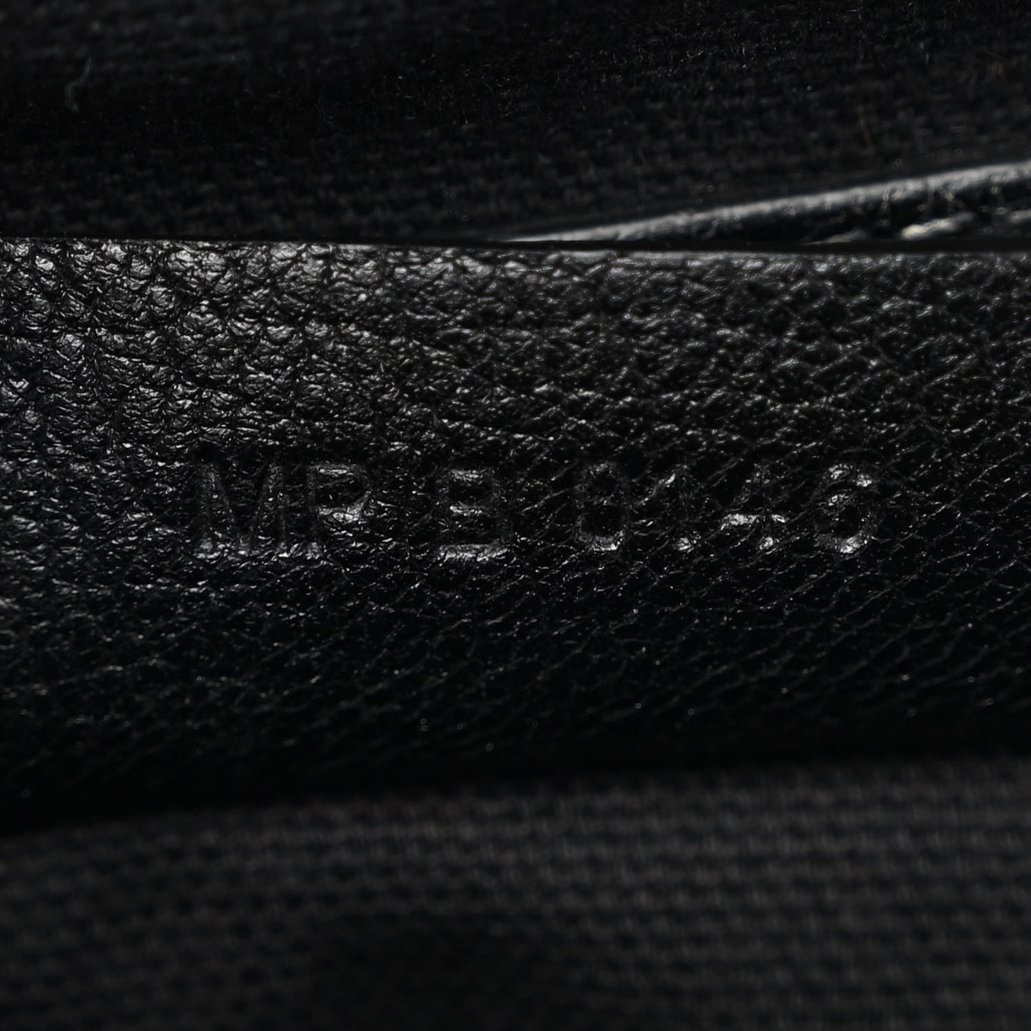 Sugar Goatskin Medium Antigona Black