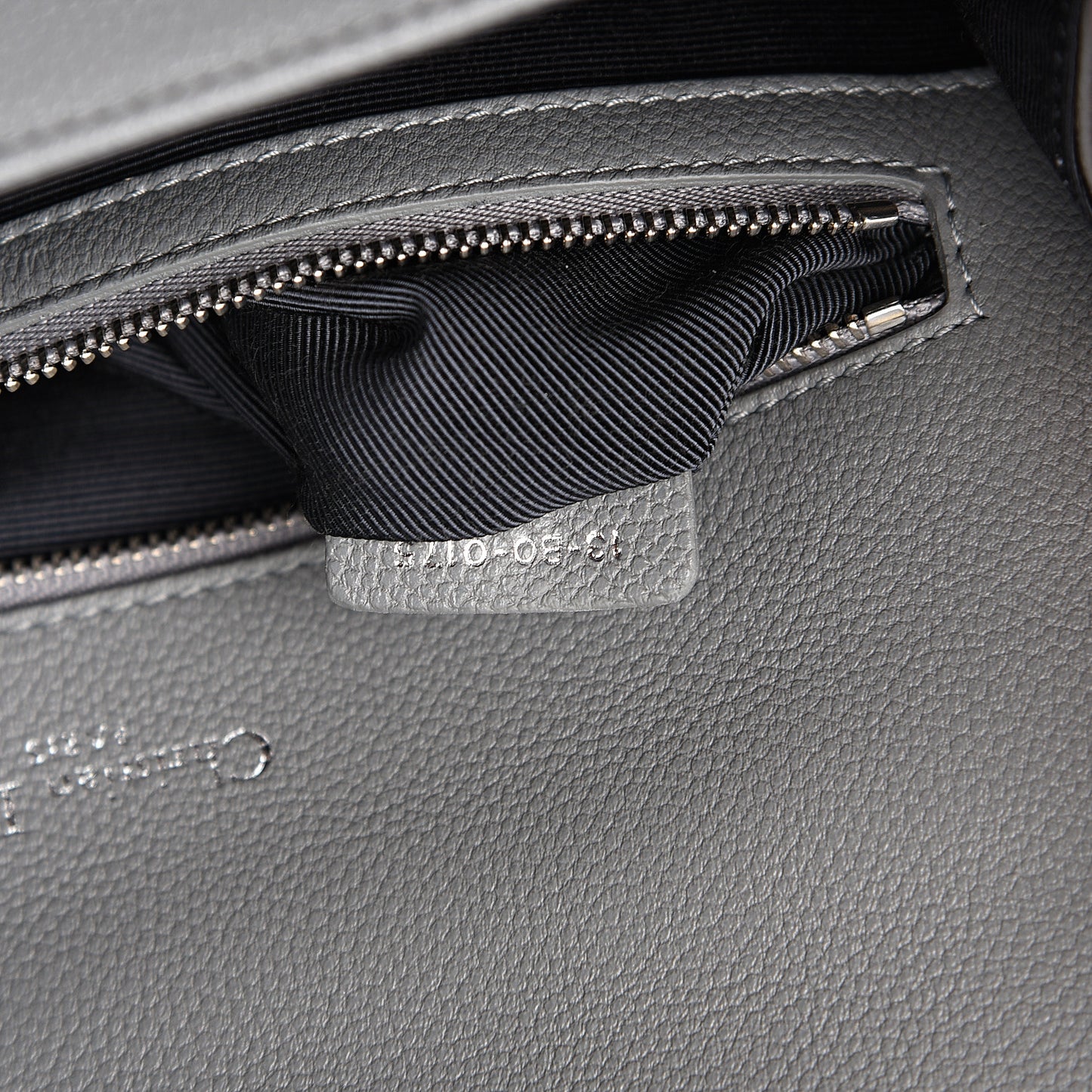Grained Calfskin Medium Diorama Flap Bag Gris