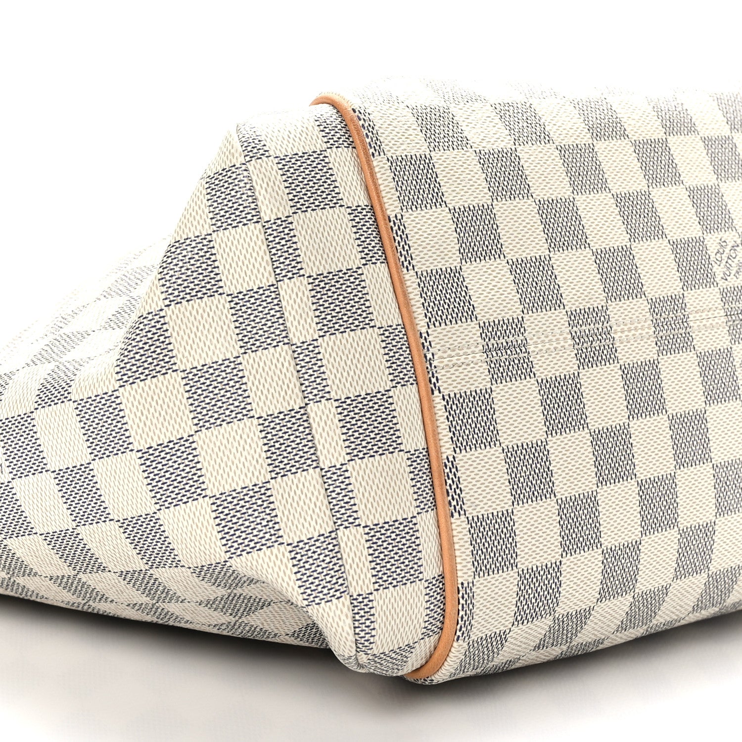 Louis Vuitton Damier Azur Totally MM 7 of 8