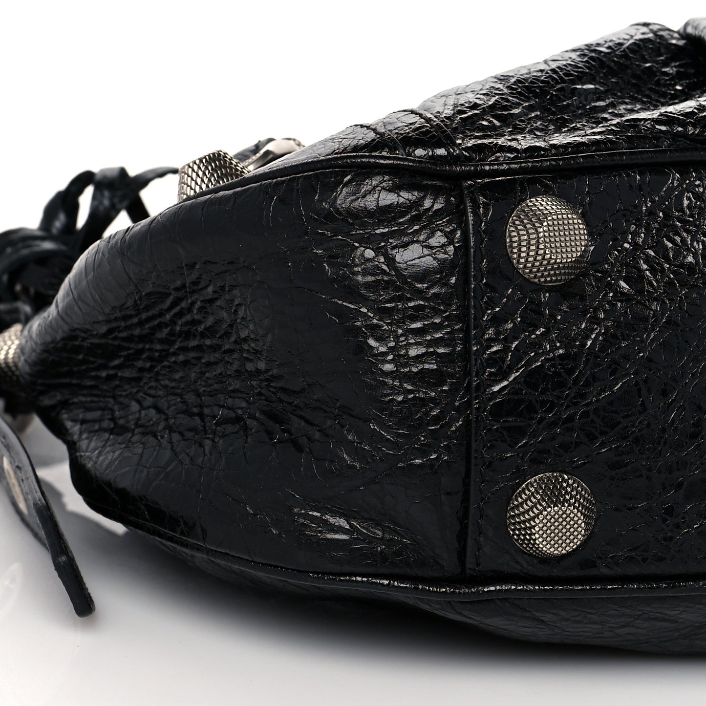 Agneau Arena Small Le Cagole Shoulder Bag Black