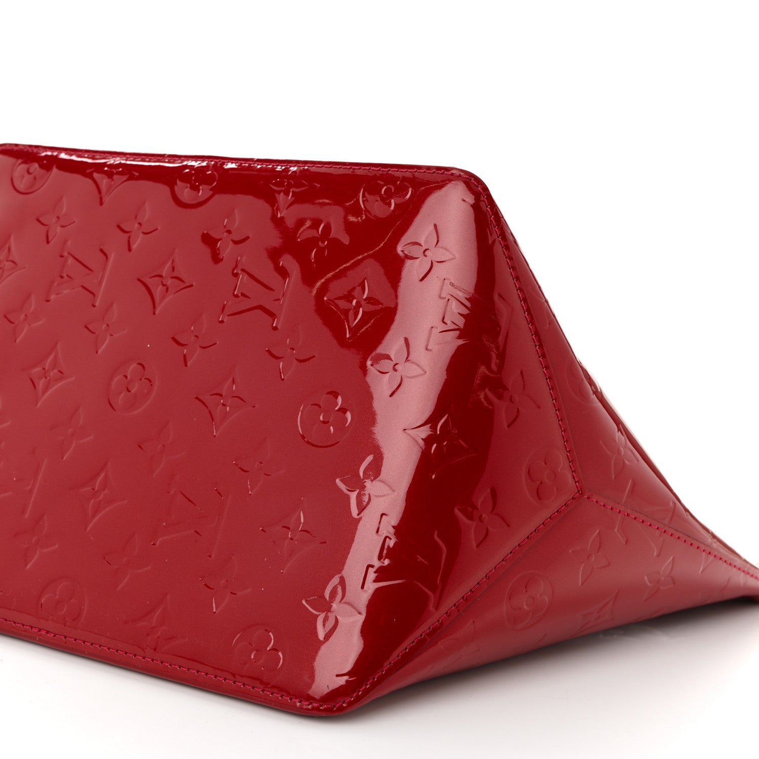 Louis Vuitton Vernis Bellevue PM Pomme D'Amour 9 of 9