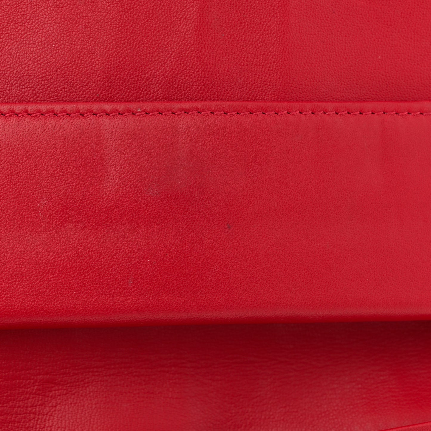 Nappa Logo Embossed Long Wallet on Chain Rosso