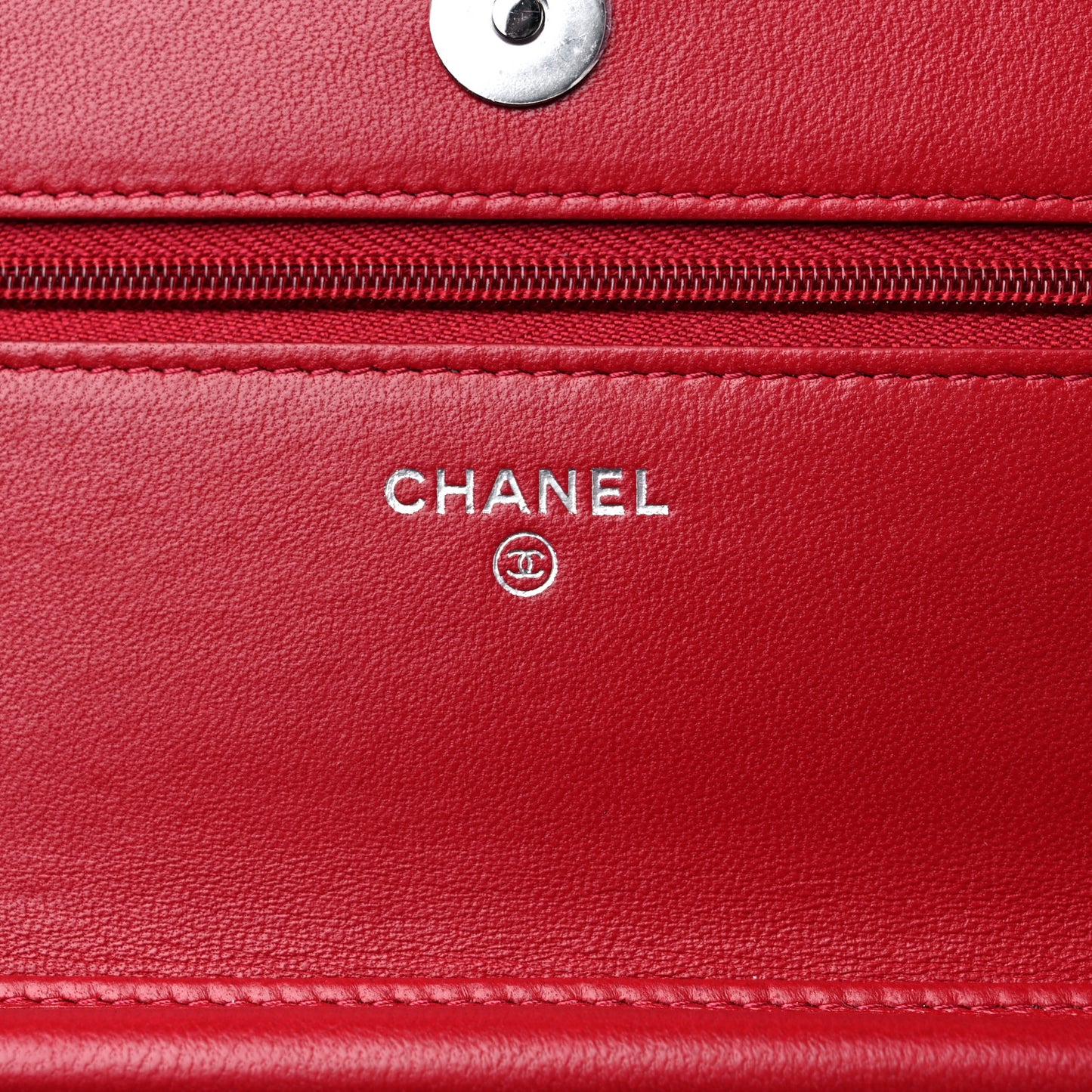 Lambskin Quilted Wallet On Chain WOC Red