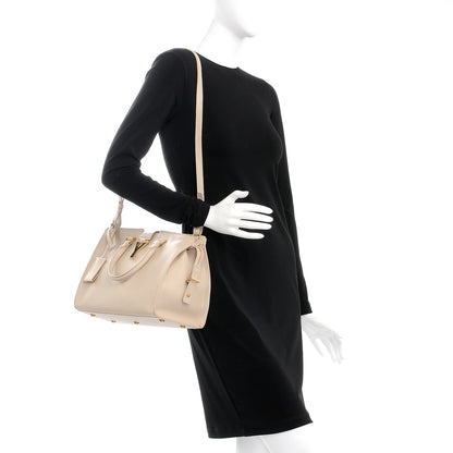 Saint Laurent Calfskin Small Classic Y Cabas Beige 2 of 9