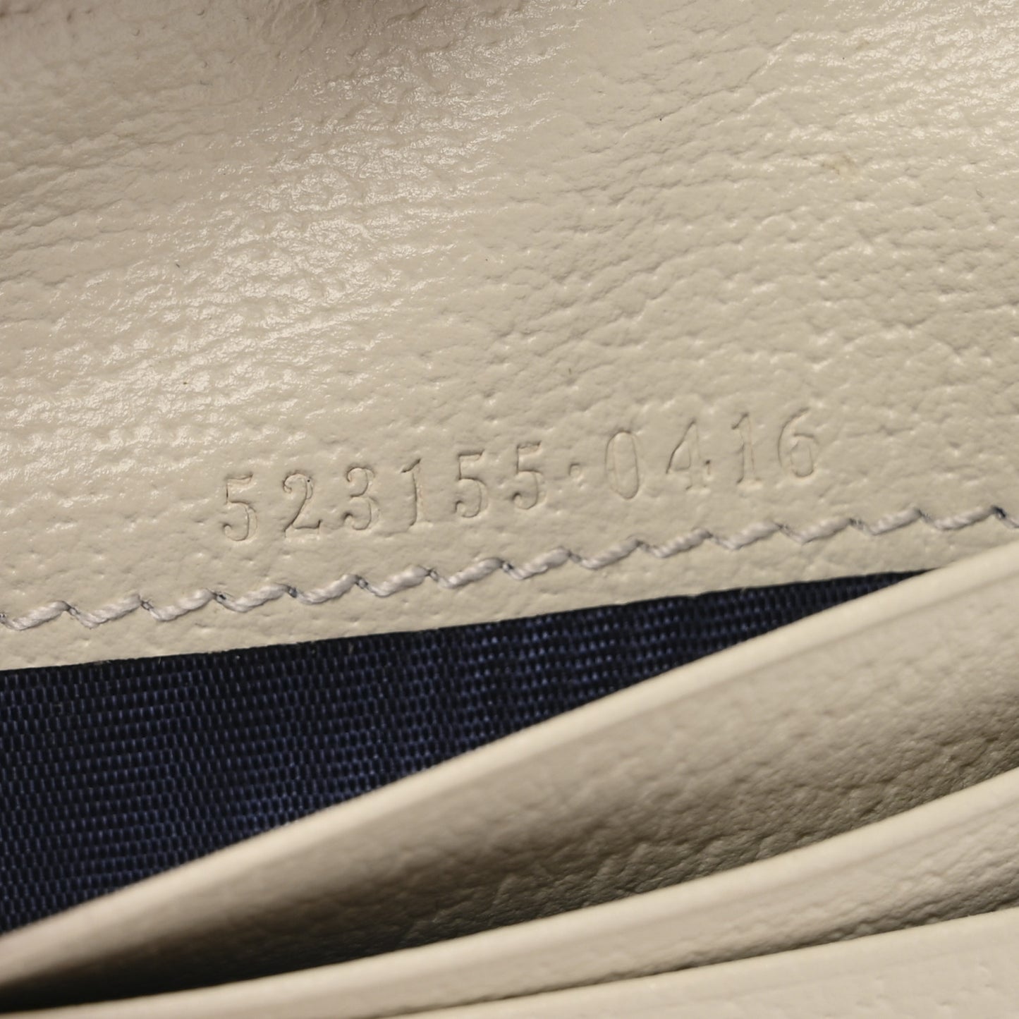 GG Supreme Monogram Textured Dollar Calfskin Web Ophidia Card Case Beige Ebony Mystic White