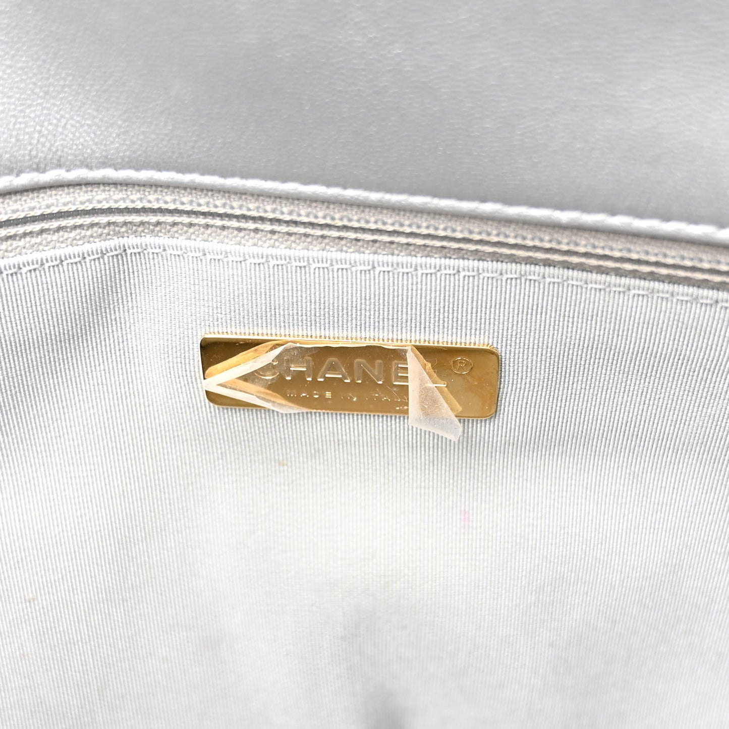 Metallic Goatskin Quilted Maxi Chanel 19 Flap Silver