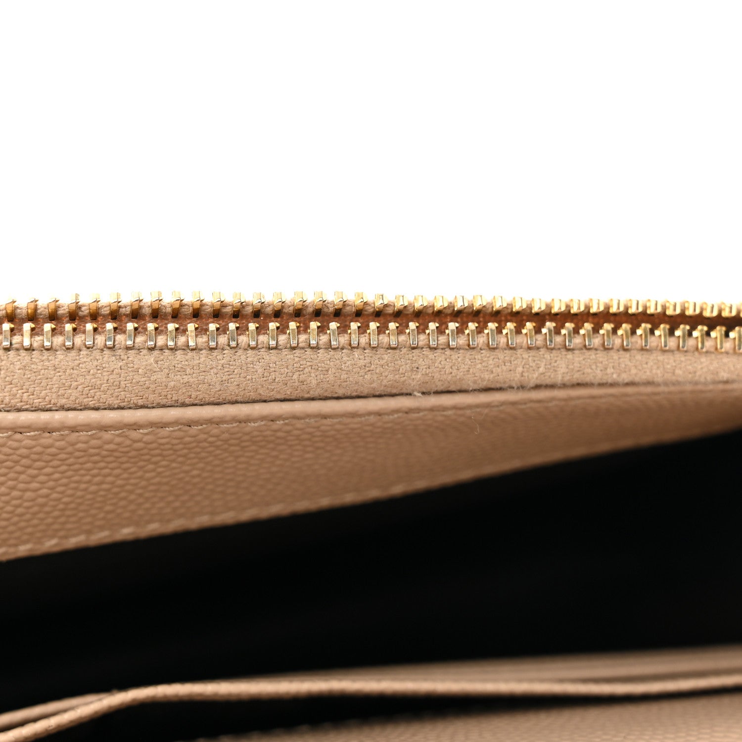 Saint Laurent Grain De Poudre Matelasse Chevron Monogram Envelope Chain Wallet Dark Latte 10 of 12