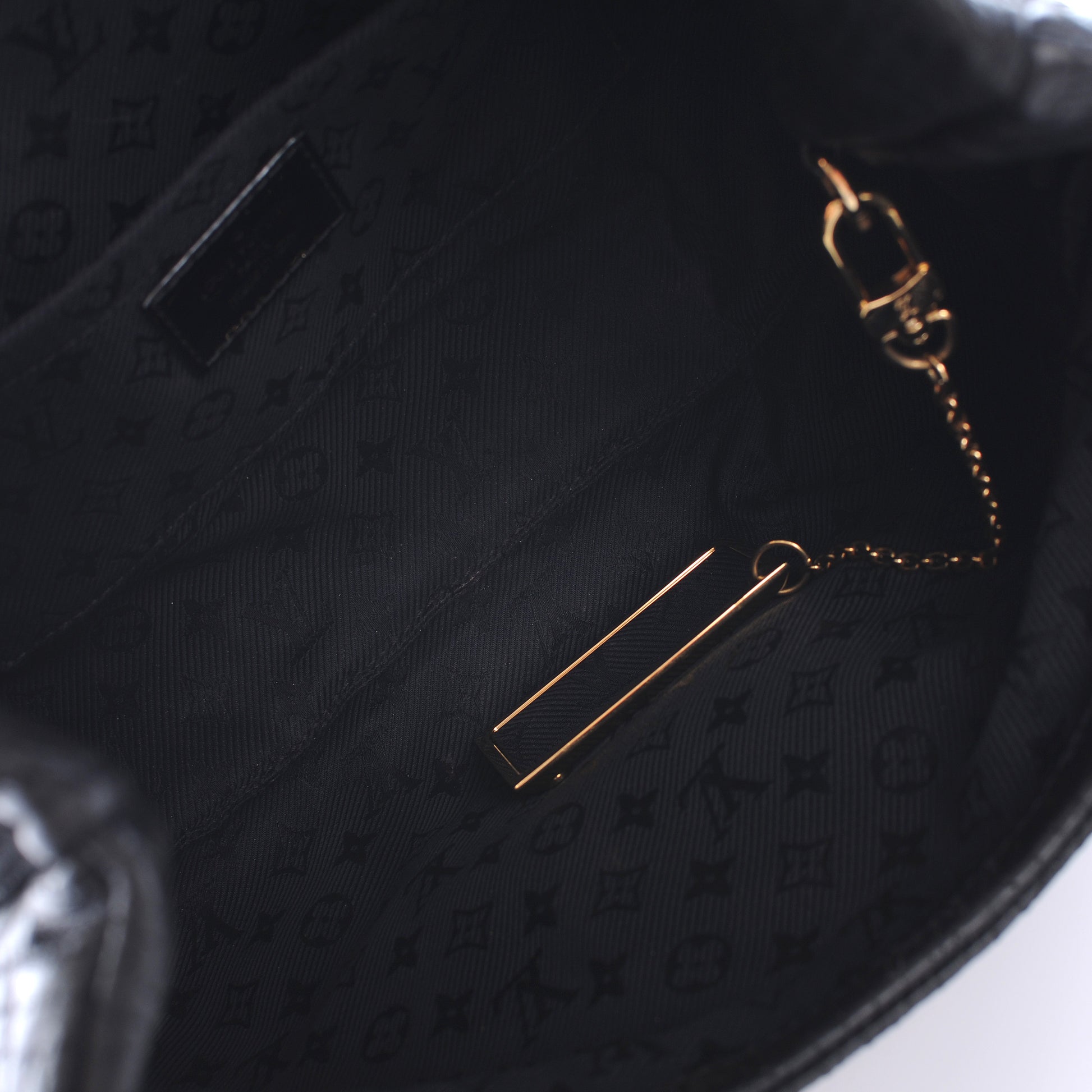 Louis Vuitton Calfskin Quilted Monogram Altair Clutch Black 6 of 6
