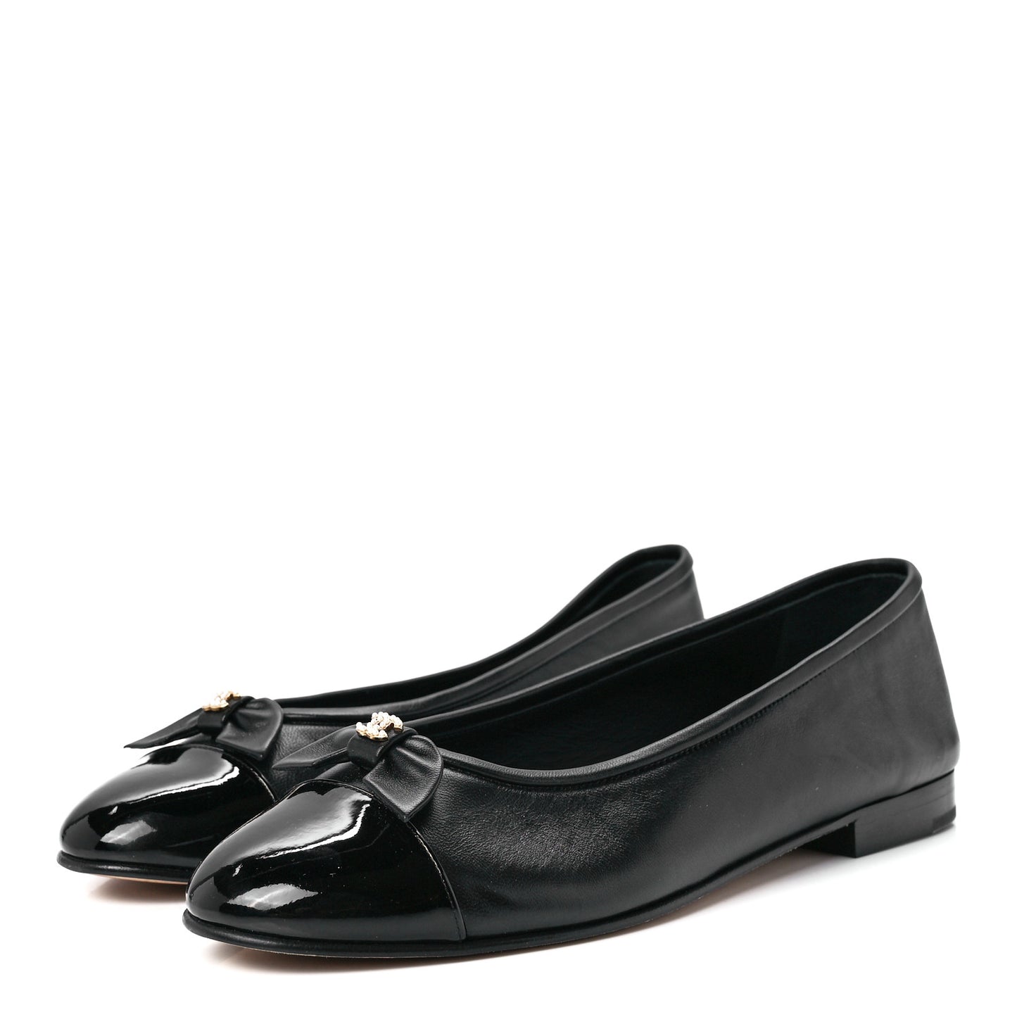 Lambskin Patent Cap Toe Pearl CC Ballerina Flats 38.5 Black