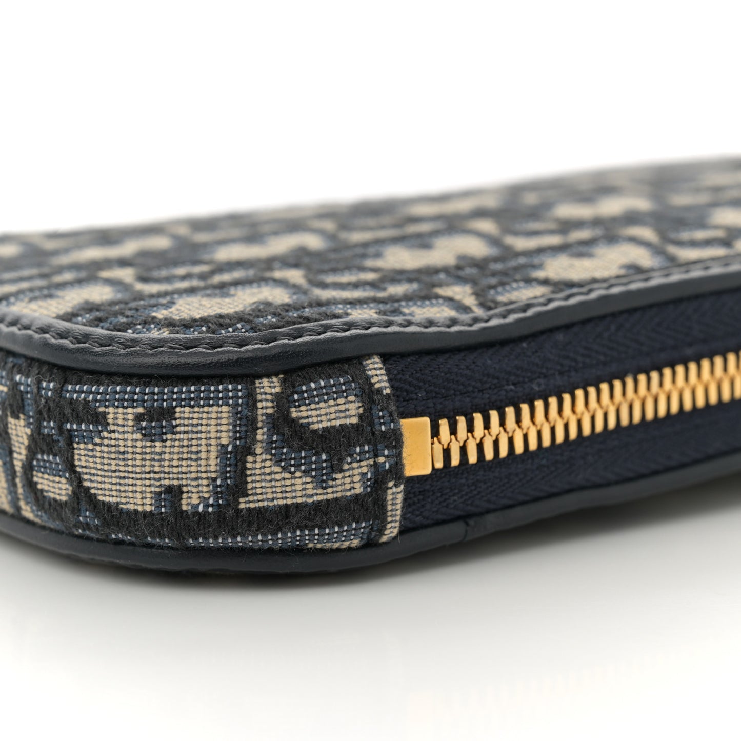 Oblique 30 Montaigne Phone Holder Blue