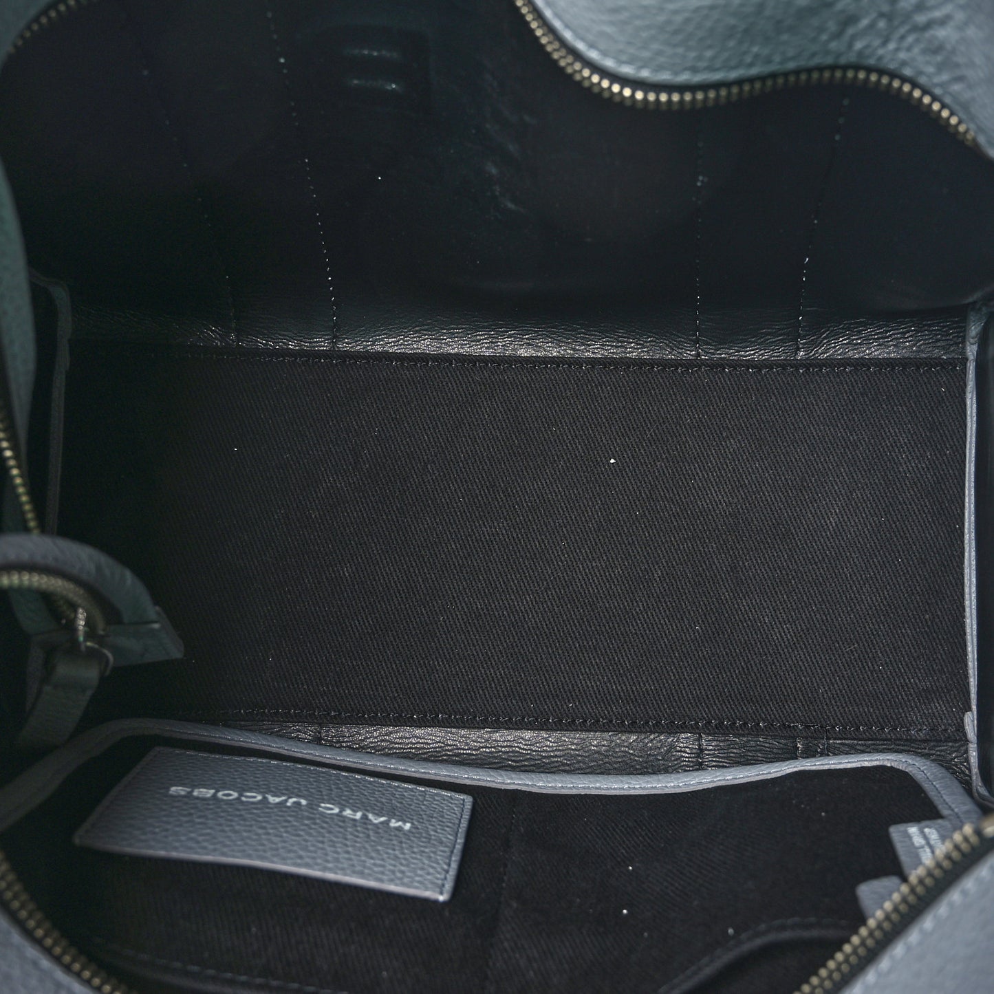Grained Calfskin Medium The Tote Bag Grey
