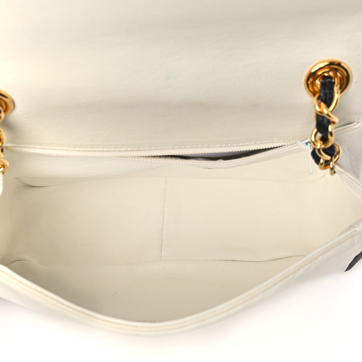 Lambskin Quilted CC Flap Bag White Black