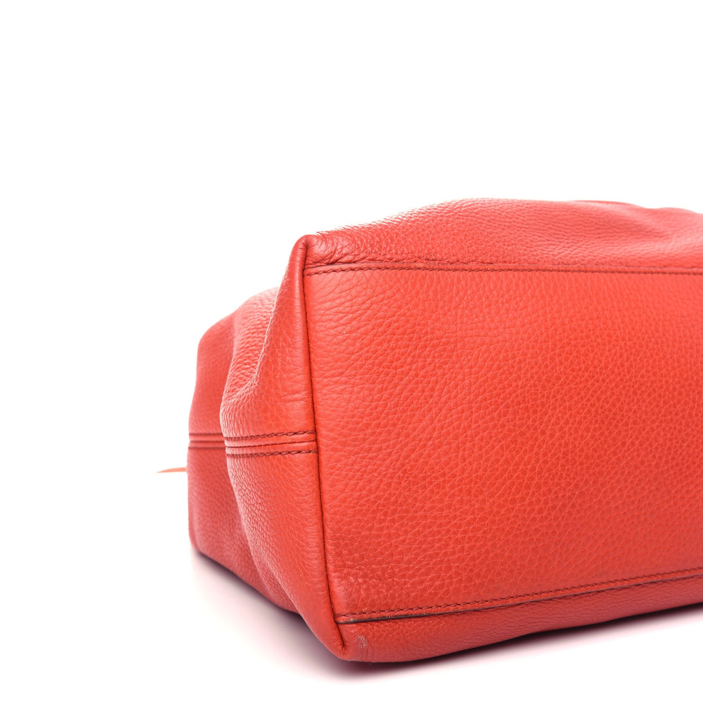 Pebbled Calfskin Medium Soho Chain Shoulder Bag Tabasco Red