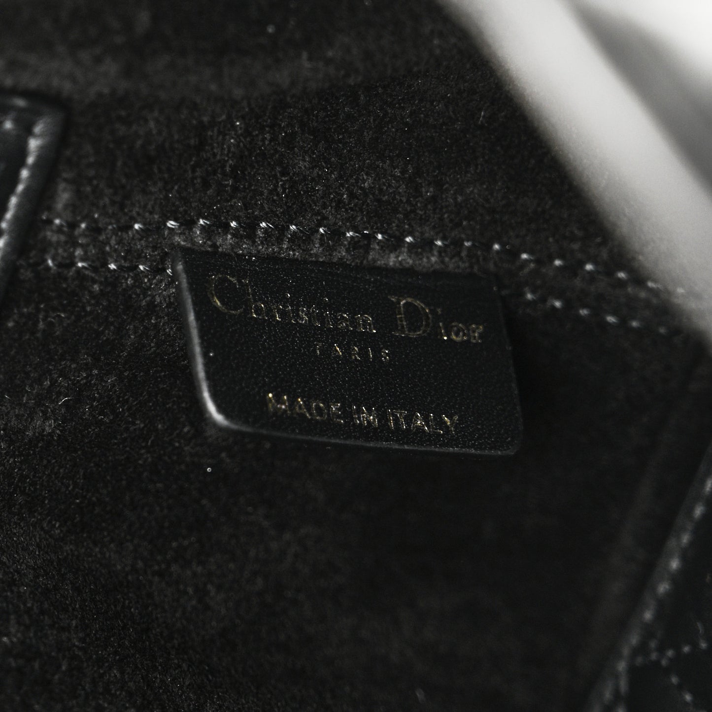 Calfskin Macrocannage Small Toujours Black