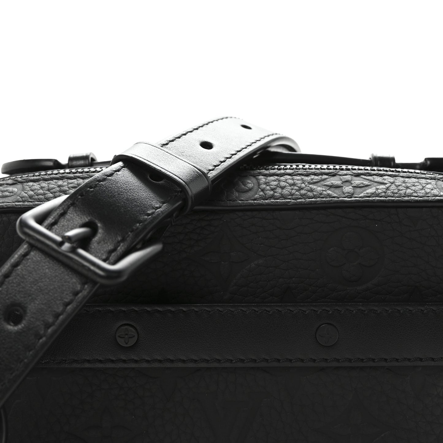 Taurillon Monogram Soft Trunk Black
