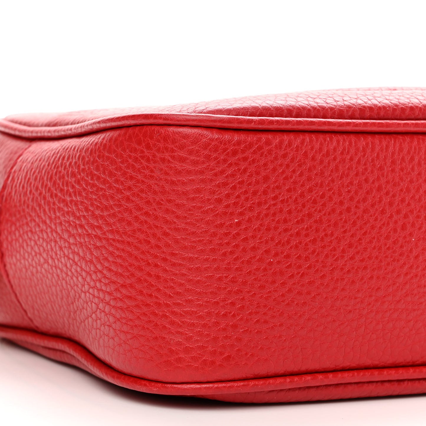 Pebbled Calfskin Small Soho Disco Bag Tabasco Red