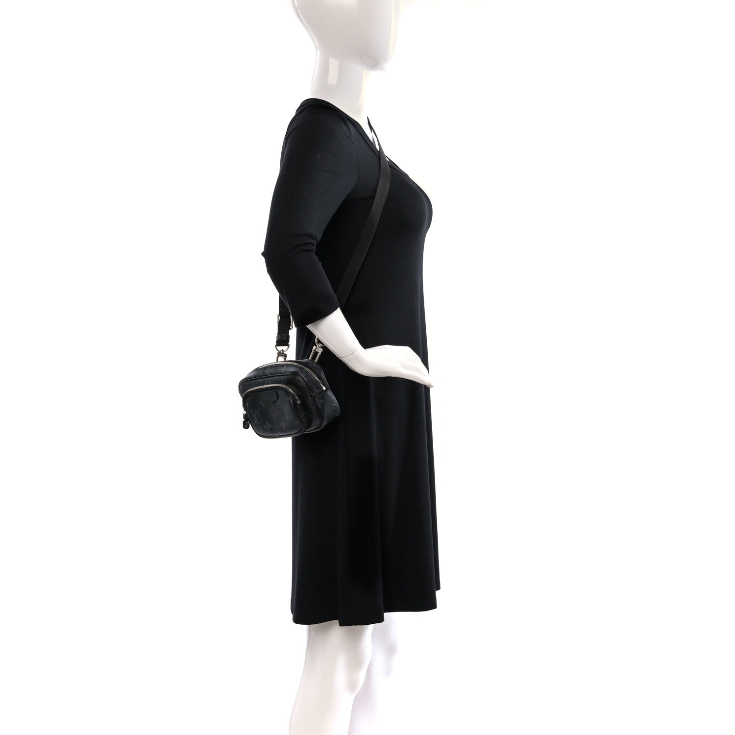 Louis Vuitton Monogram Eclipse Taigarama Outdoor Pouch Black 2 of 8