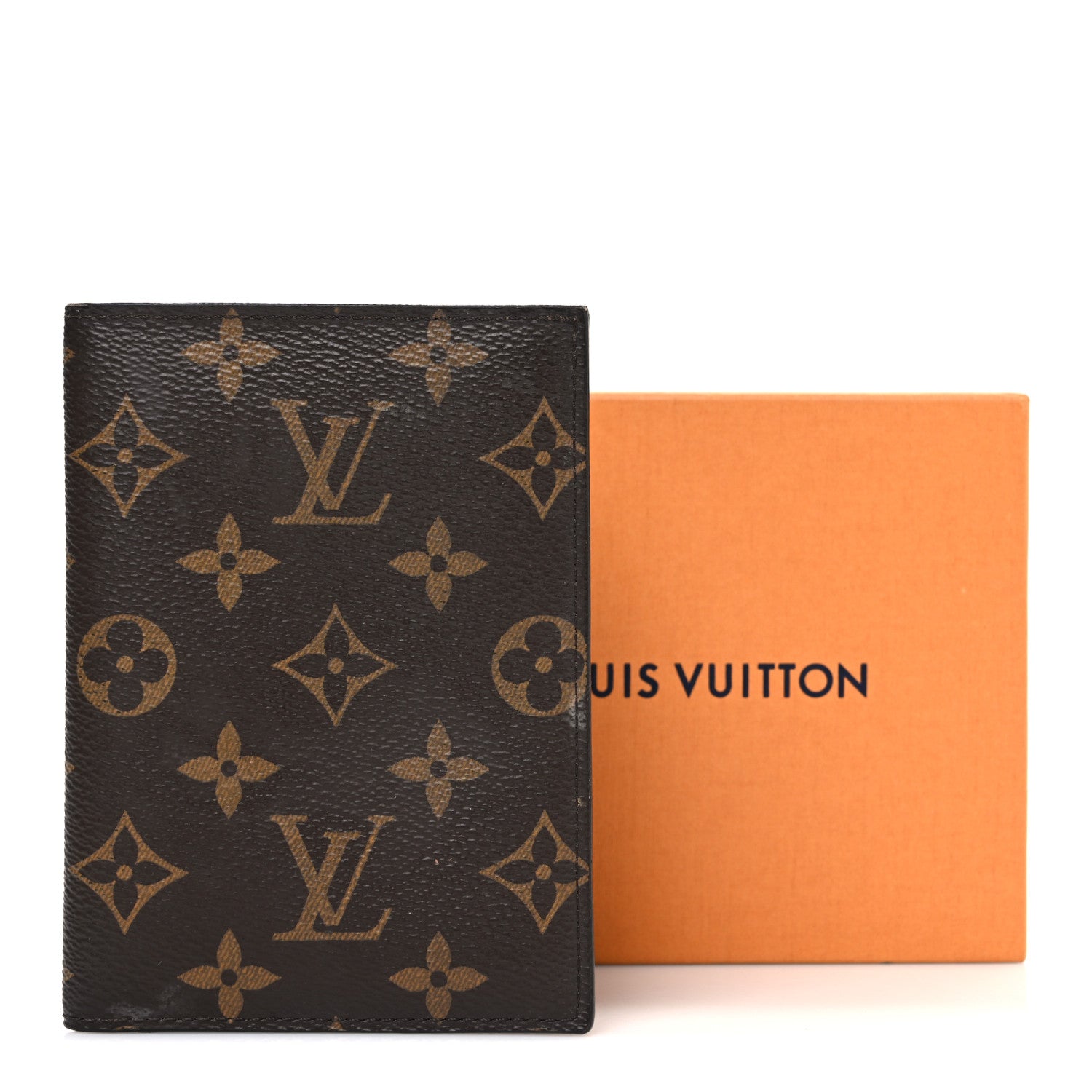Louis Vuitton Monogram Passport Cover 9 of 9