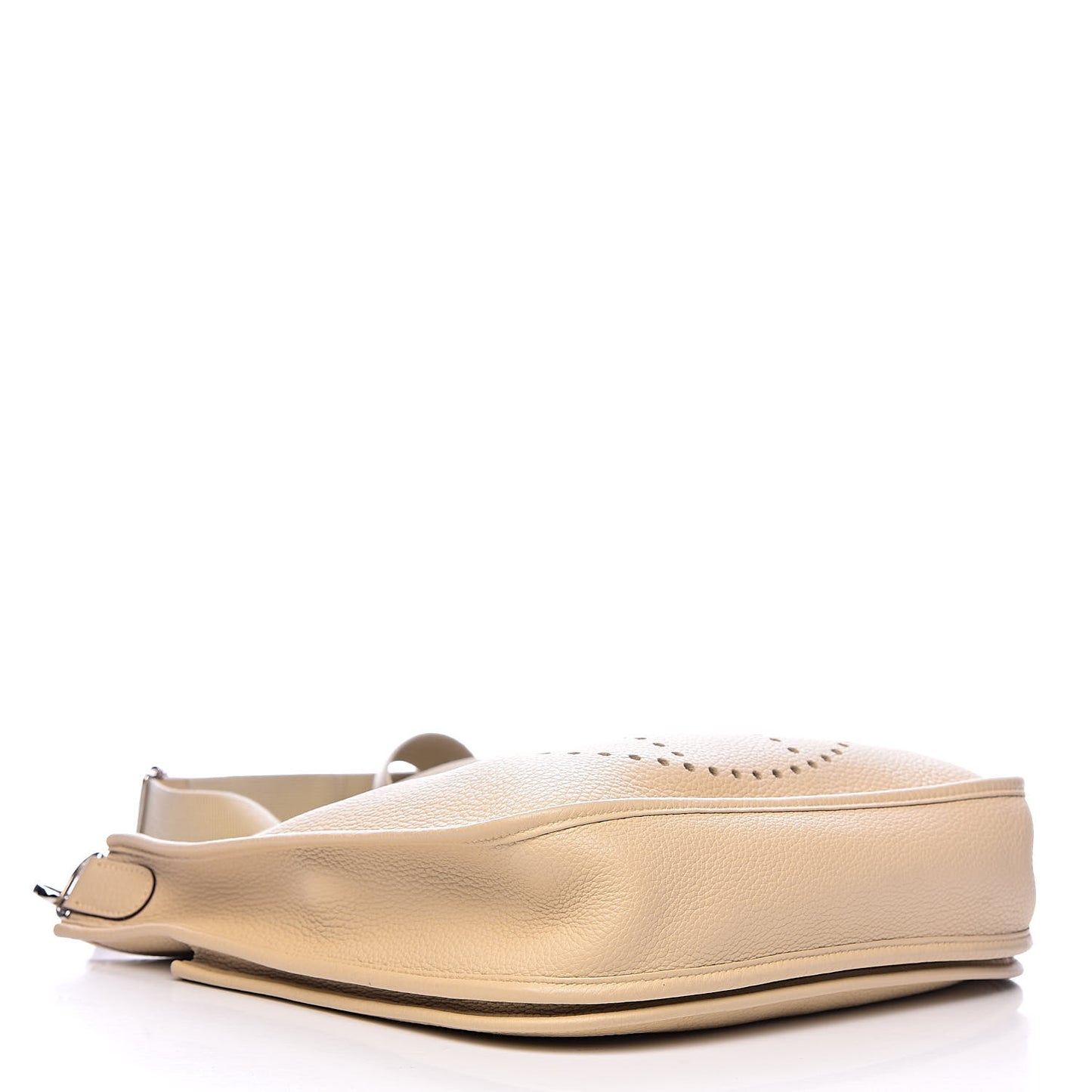 Taurillon Clemence Evelyne III PM Parchemin