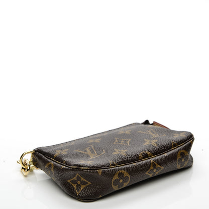 Louis Vuitton Monogram Mini Pochette Accessories 4 of 6
