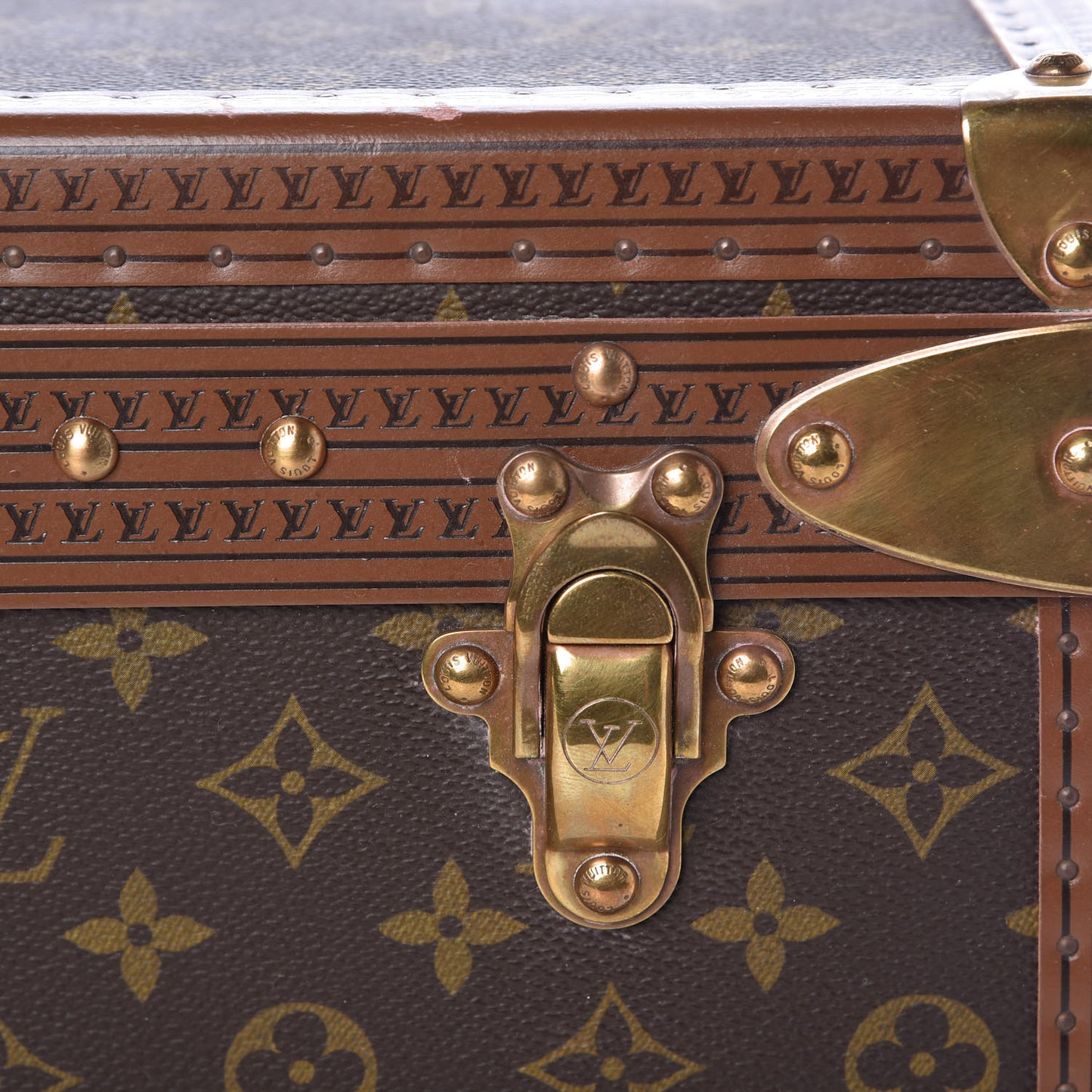 Monogram Alzer 55
