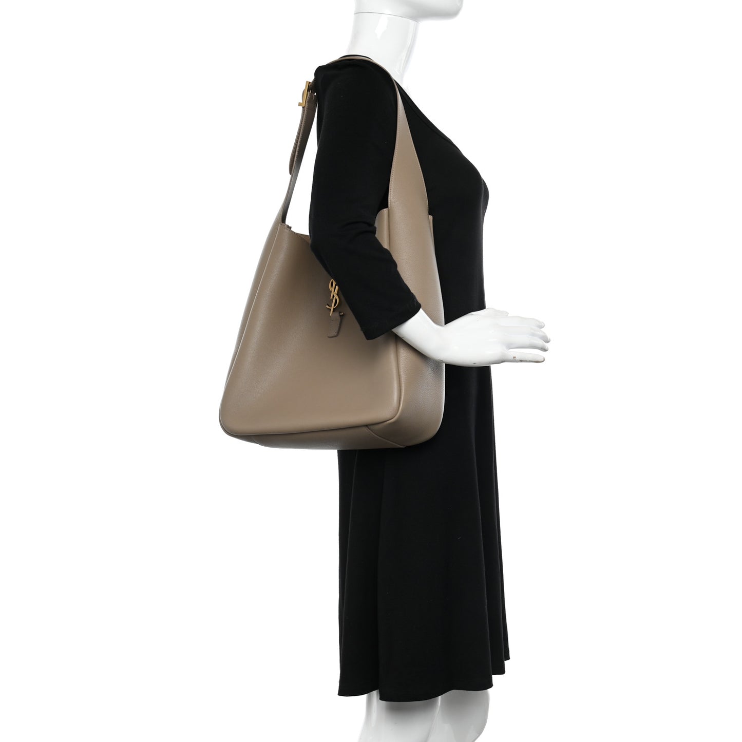 Smooth Calfskin Large Le 5 A 7 Soft Hobo Dark Beige