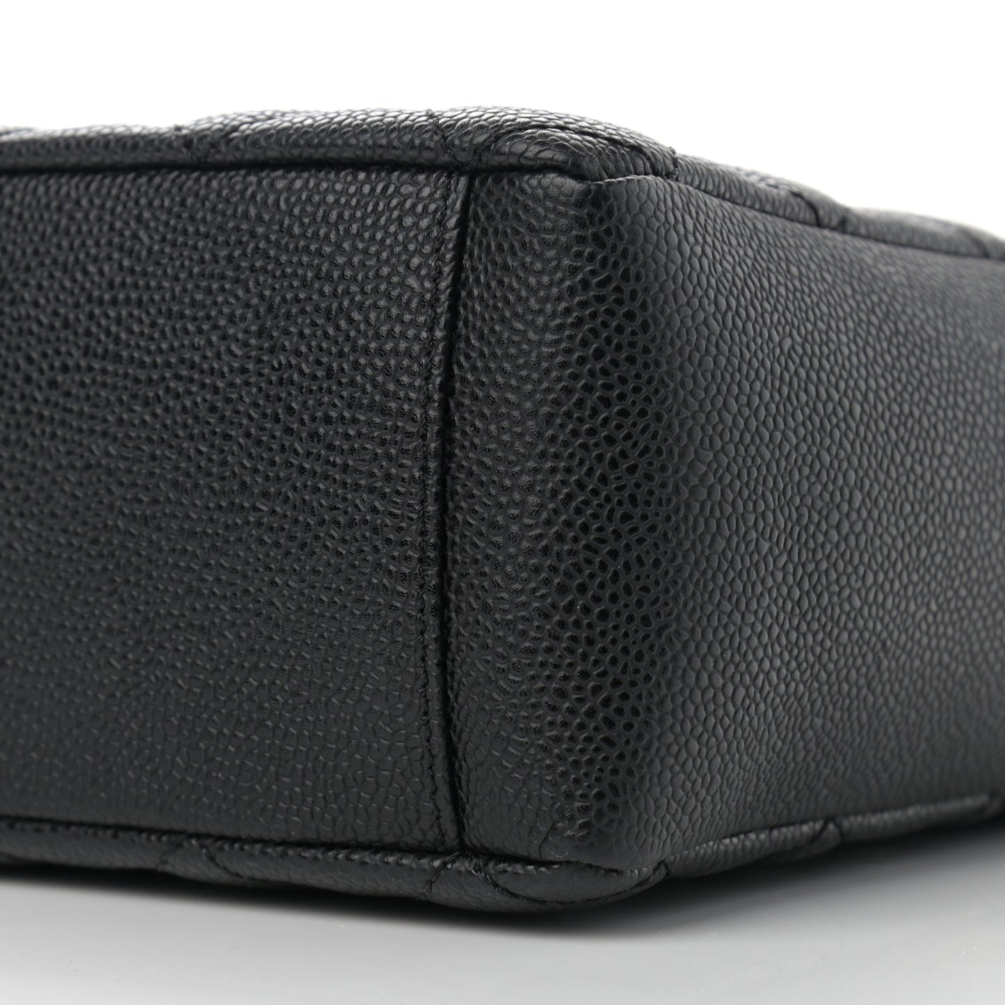 Caviar Quilted Petit Shopping Tote PST Black