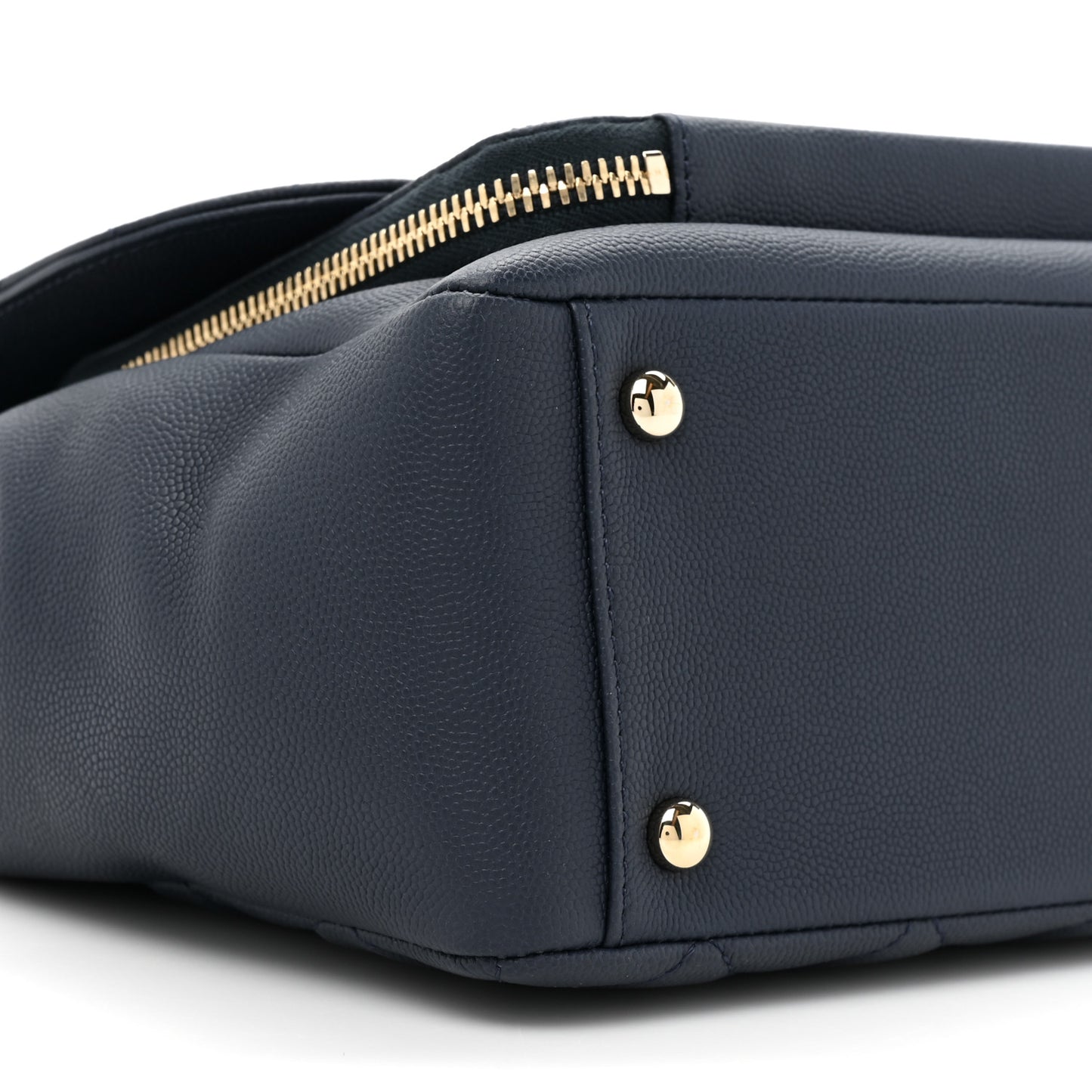 Caviar Quilted Large Business Affinity Flap Navy