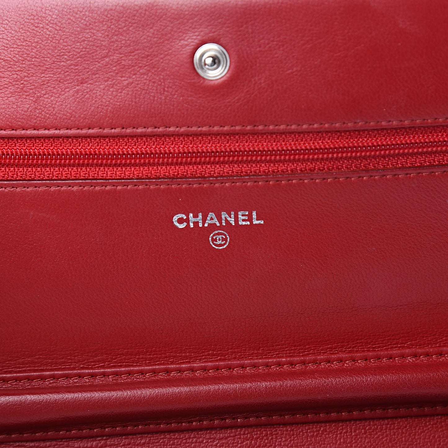 Lambskin Quilted Wallet On Chain WOC Red