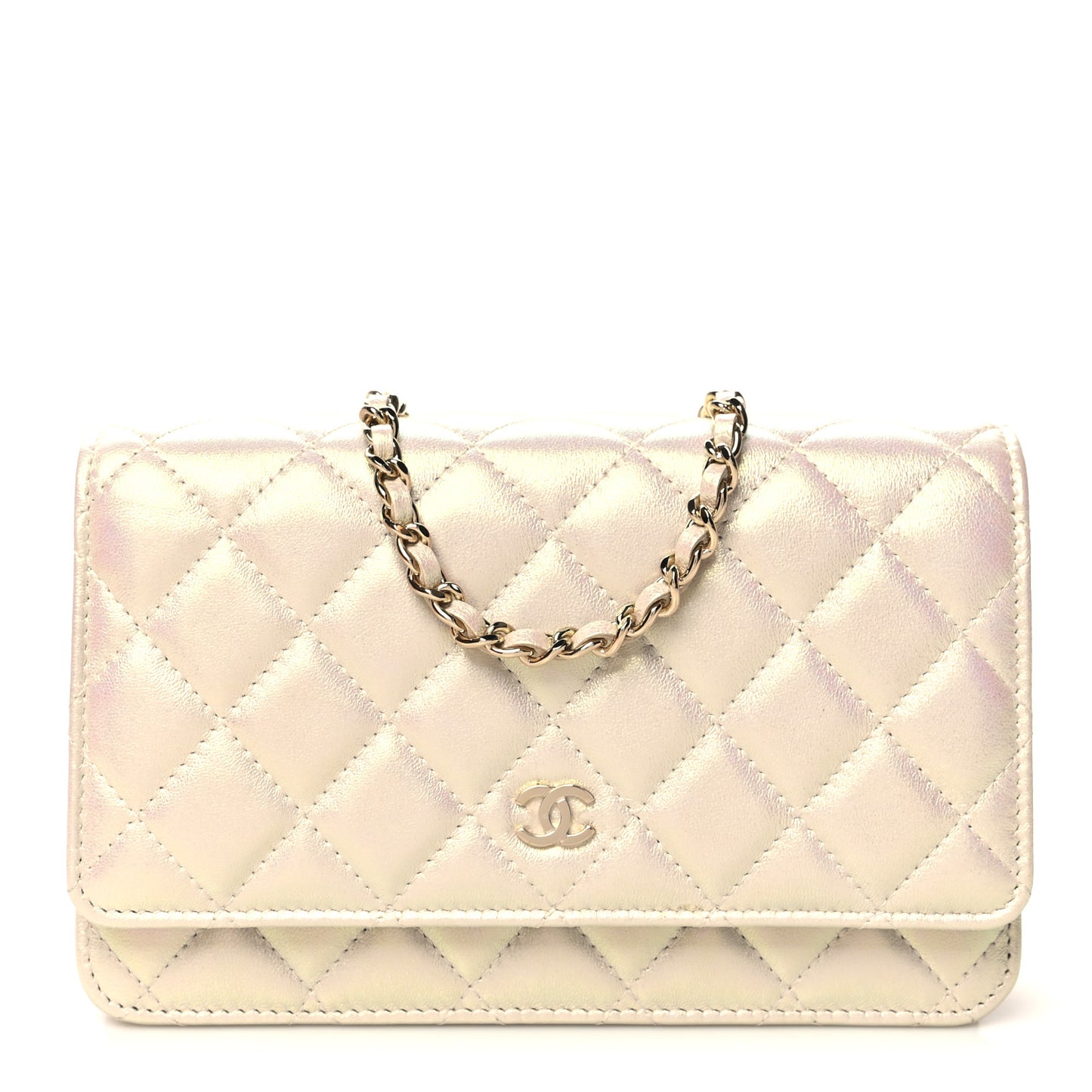 Iridescent Lambskin Quilted Wallet On Chain WOC Ivory