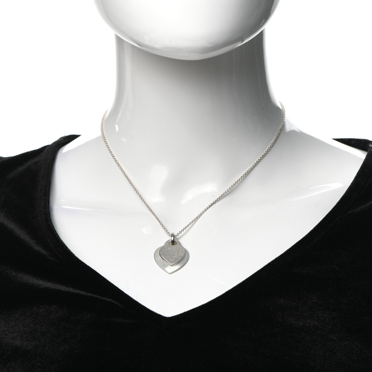 Tiffany Sterling Silver Mother of Pearl Return to Tiffany Pendant Necklace 2 of 6