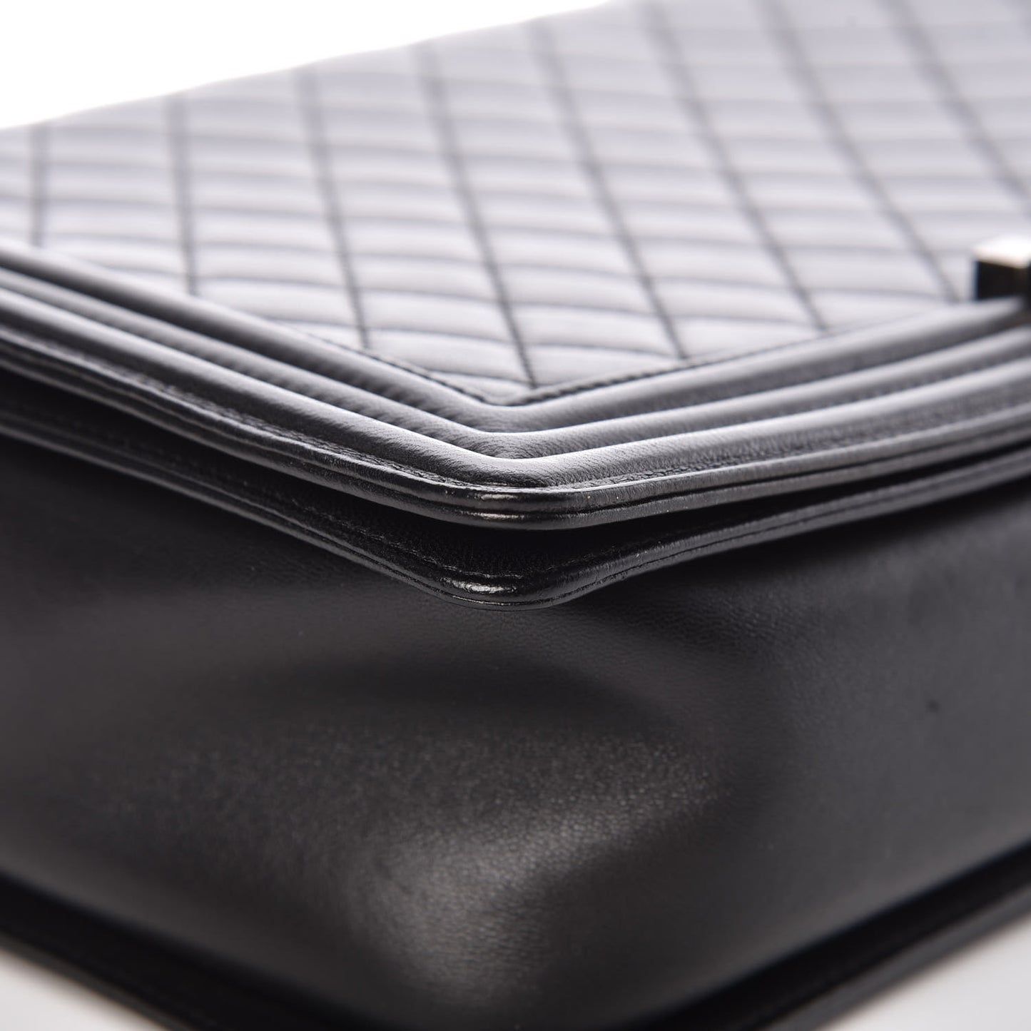 Lambskin Quilted Large Boy Flap Black