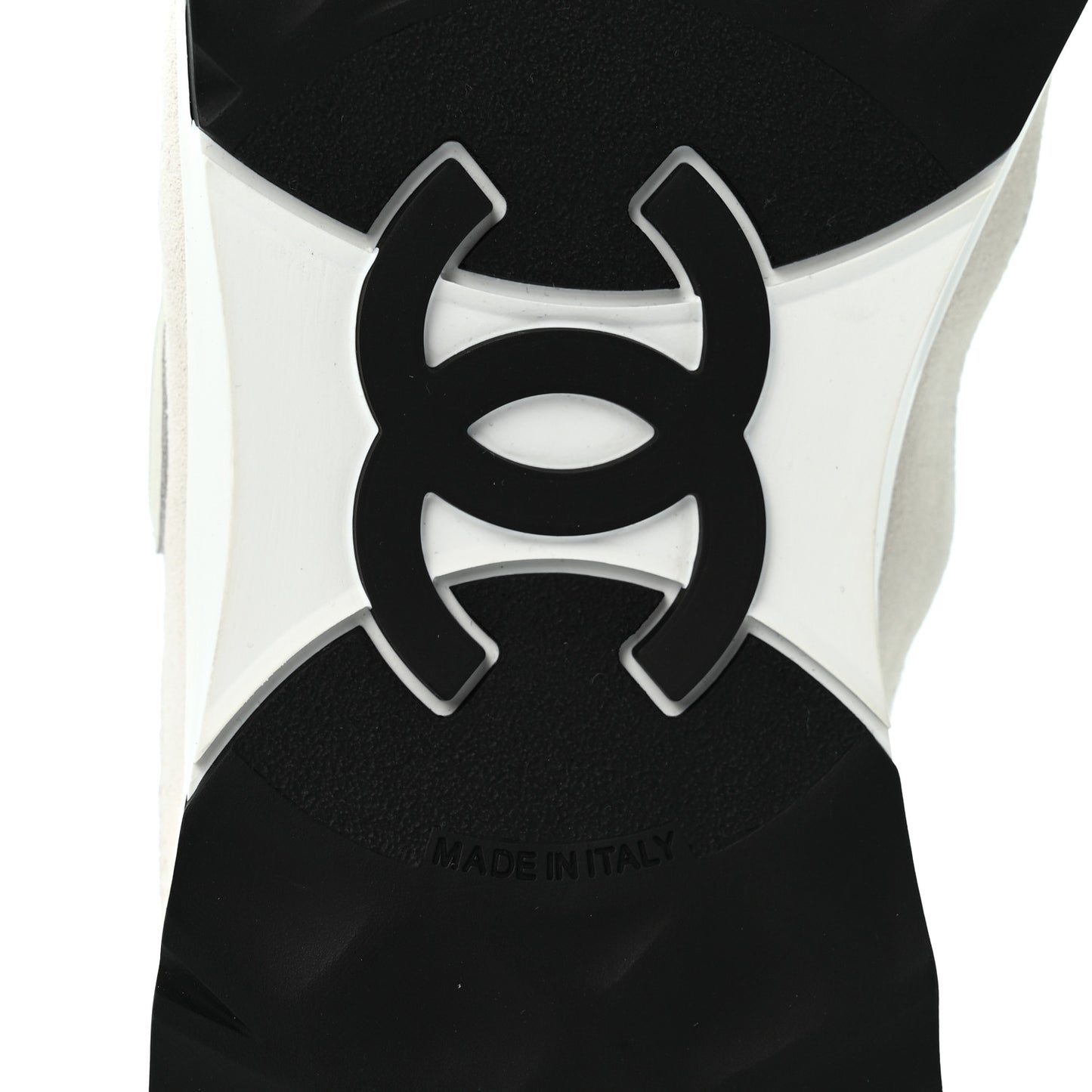 Suede Calfskin Quilted CC Sneakers 39 White Black