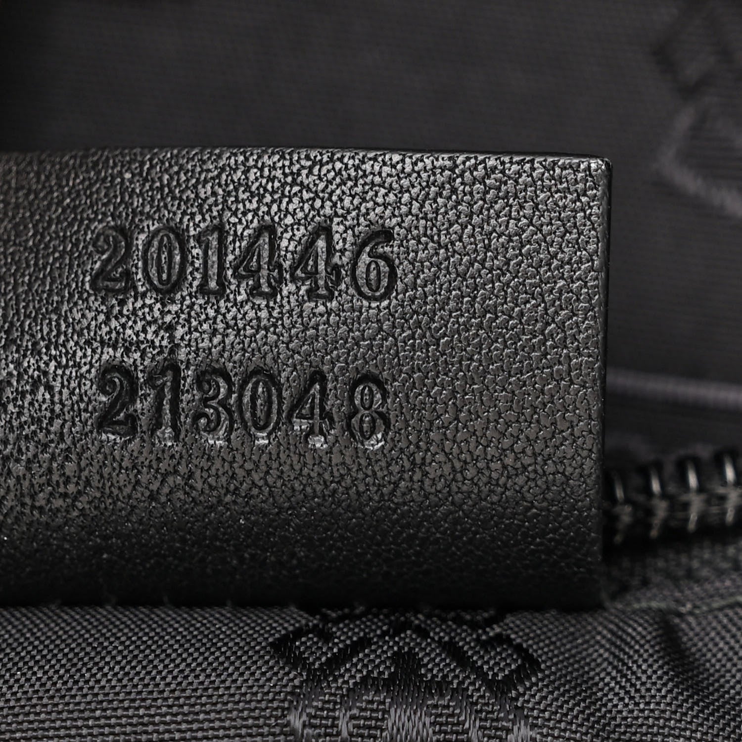 Gucci Guccissima Medium Flat Messenger Bag Black 7 of 11
