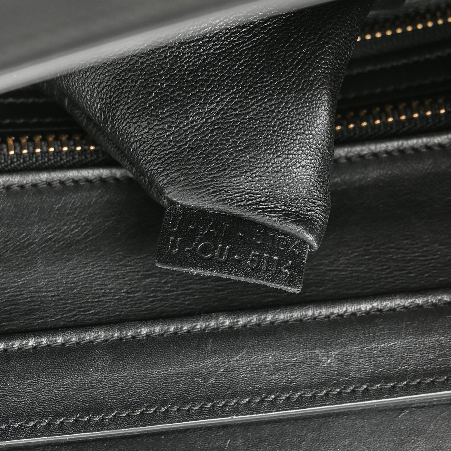 Calfskin Micro Bi-Color Luggage Black White