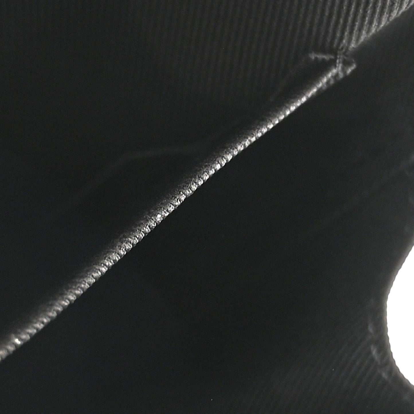 Monogram Tuffetage Vertical Soft Trunk Jaune