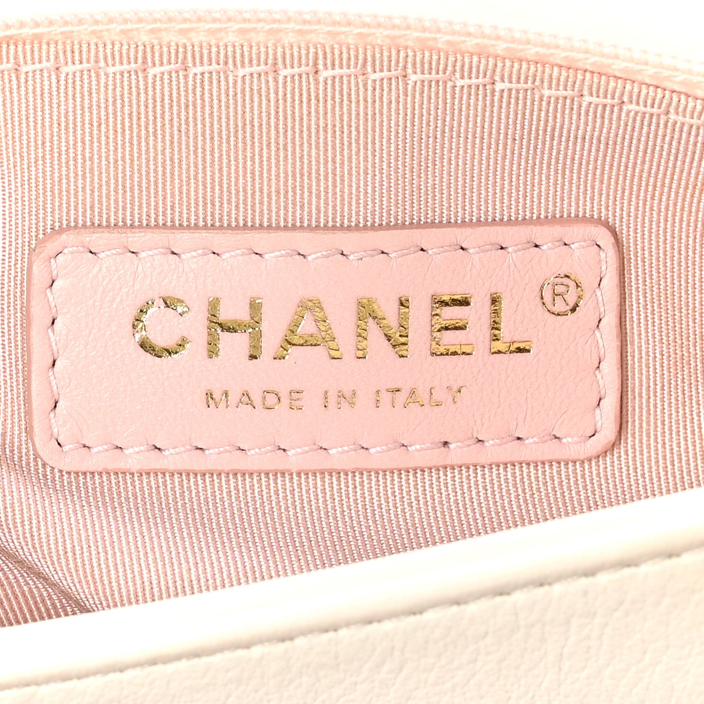 Grained Calfskin Stitched Medium Chevron Chic Top Handle Flap White