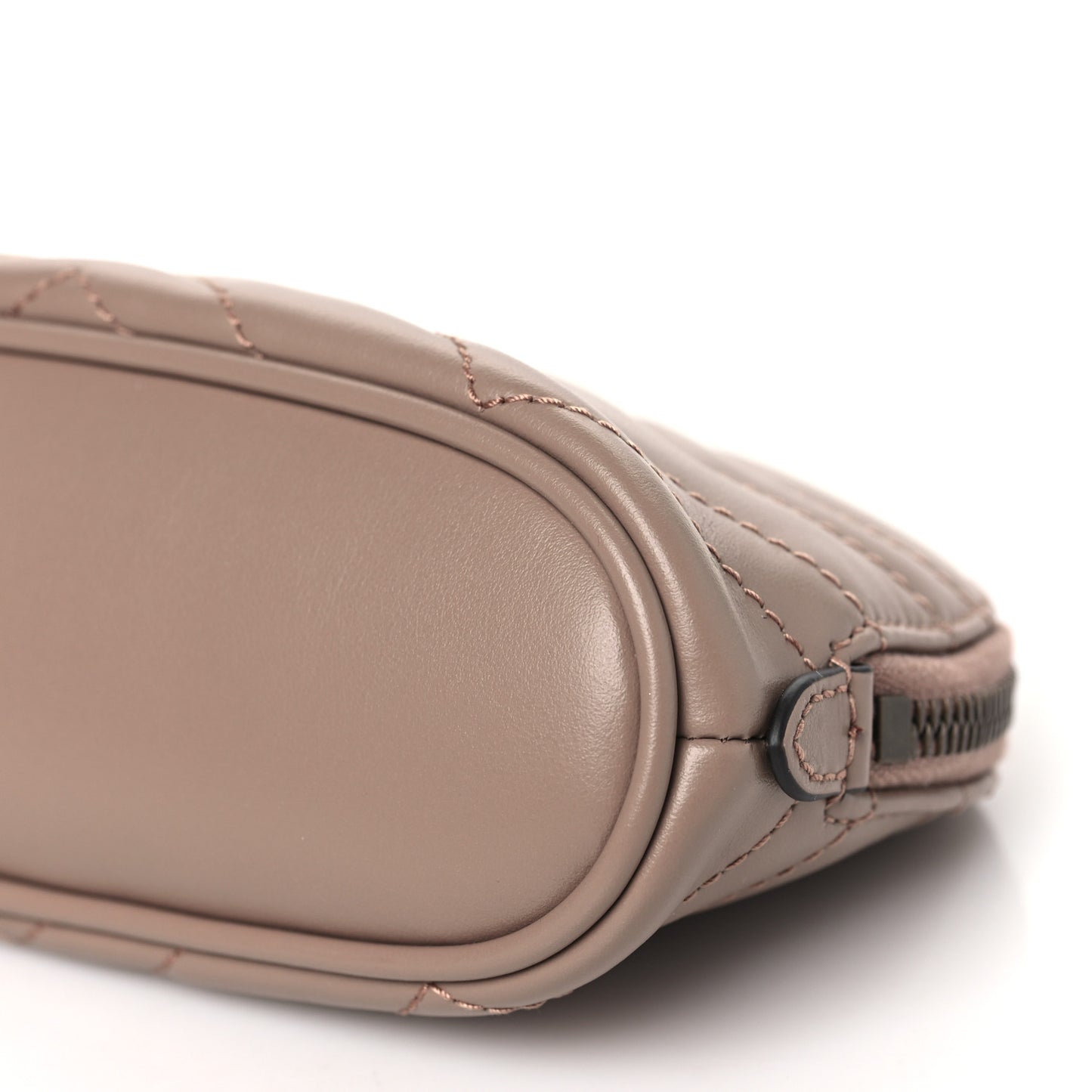 Calfskin Matelasse GG Marmont Pouch Cosmetic Case Porcelain Rose