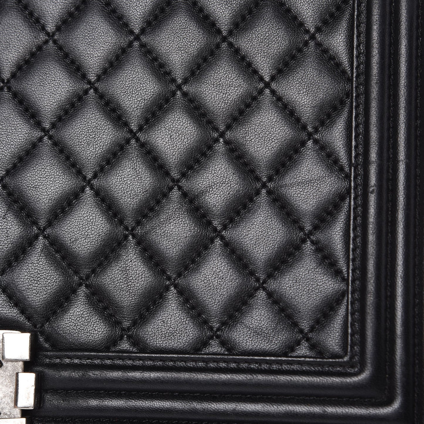 Lambskin Quilted Large Boy Flap Black